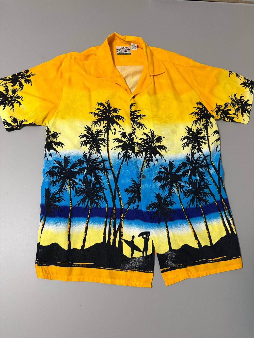 Vintage Pineapple Connection Hawaiian Shirt men’s size M. H25